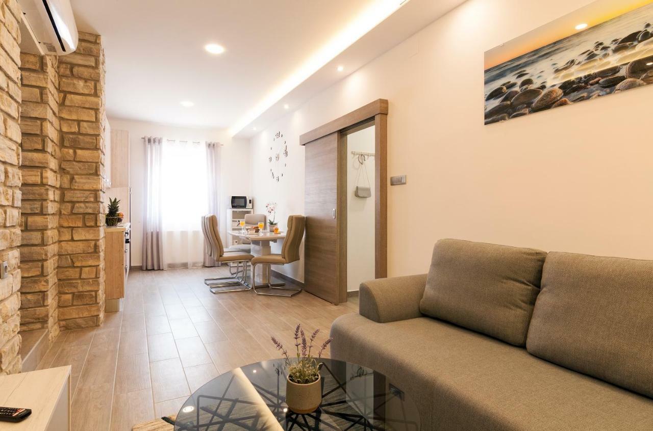 Apartment Stela - Private Terrace & Parking Задар Экстерьер фото